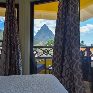 Aparthotel Sea Piton View Apartment- Location, Convenience, Modern Living
